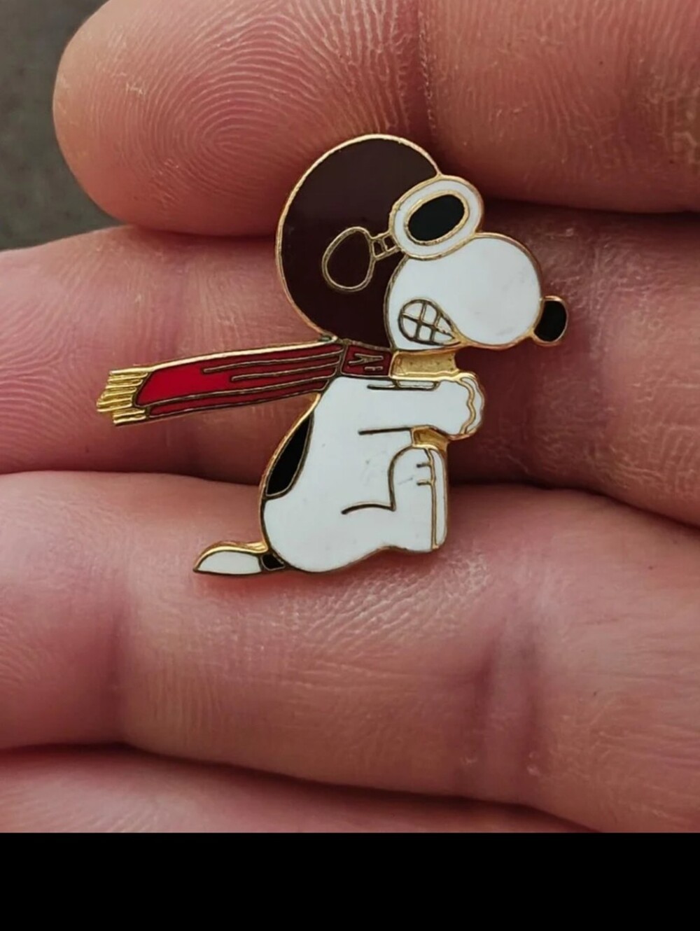 1970s Peanuts Snoopy "WWI Flying Ace" Gold Tone Enamel Pin.